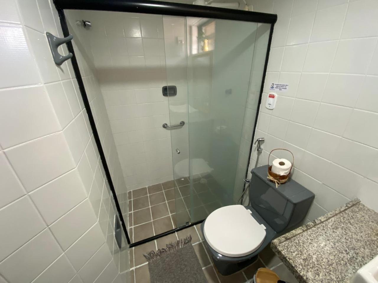 Apto 405 - Quarto e sala espaçoso na praia de Ponta Verde com Wi-fi, tv a cabo e piscina Maceió Extérieur photo